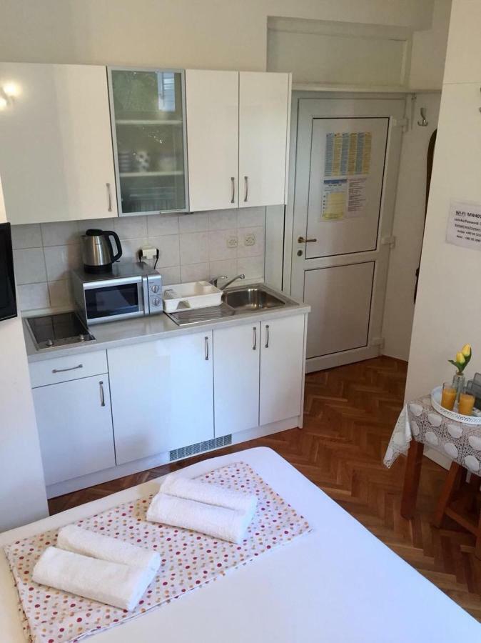 Apartment Jelas Makarska Extérieur photo