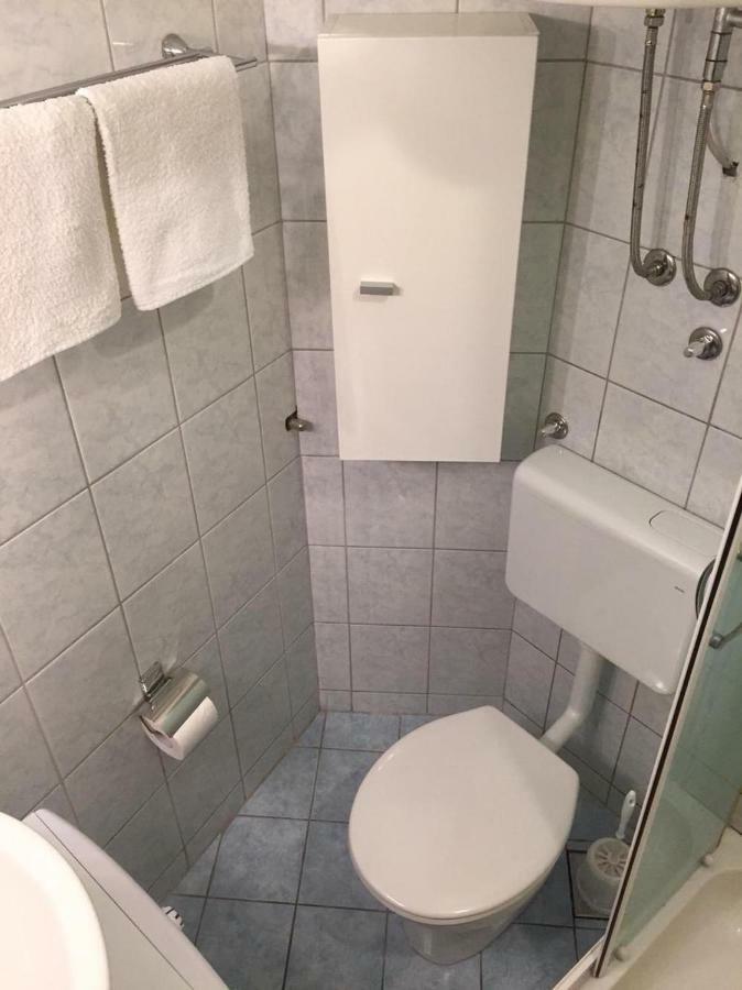 Apartment Jelas Makarska Extérieur photo