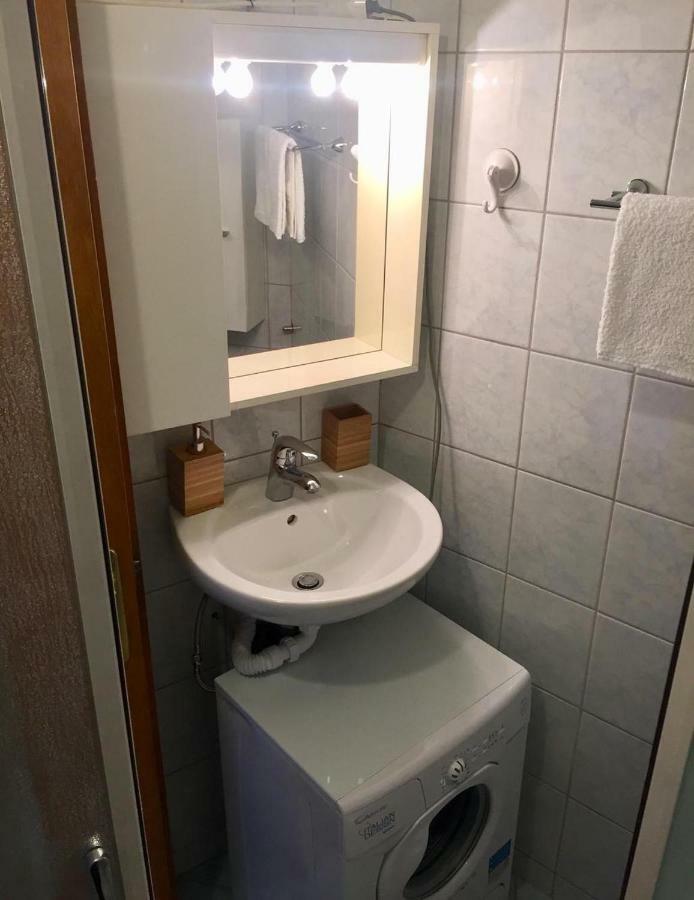 Apartment Jelas Makarska Extérieur photo